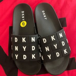 DKNY slides new with tags women